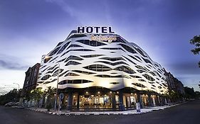 Sri Langit Hotel KLIA, KLIA 2&F1