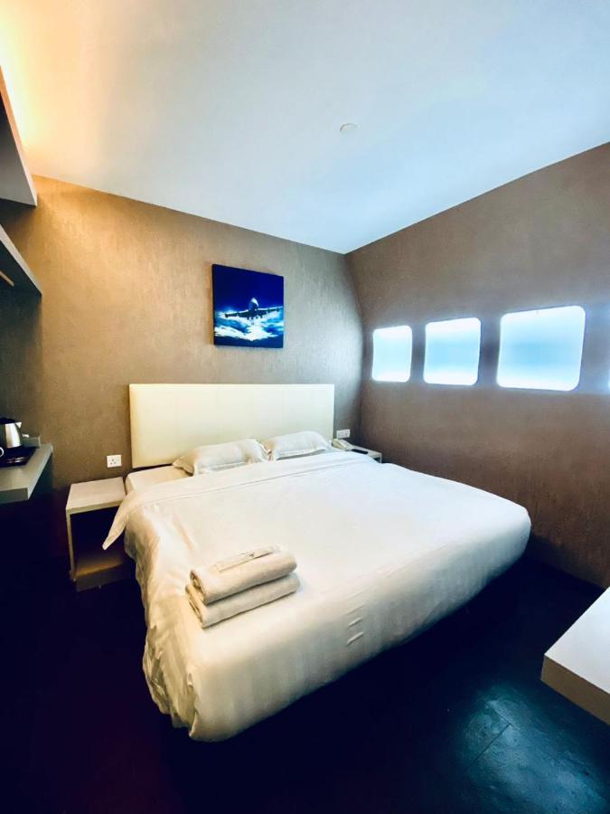 Sri Langit Hotel KLIA, KLIA 2&F1 Sepang Exterior foto